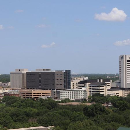 Luxury High-Rise Condo Downtown Dallas Esterno foto